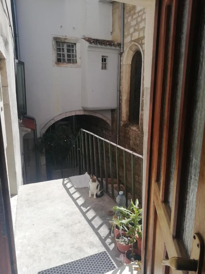 Nice Room - Centar Cres Exterior foto
